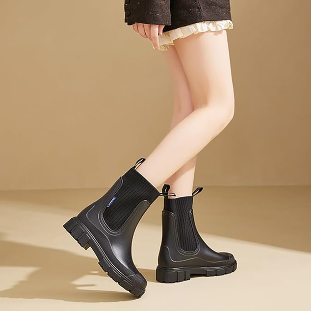 Boots sale, up to 77% off- Public Desire